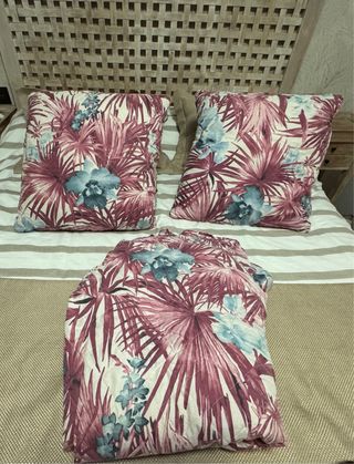 Colcha y 2 Cojines Diseño Floral