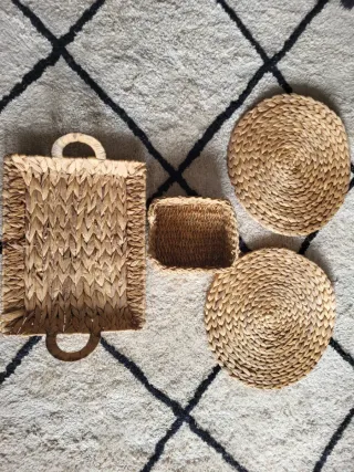 Regalo servilletero cuadrado de rafia