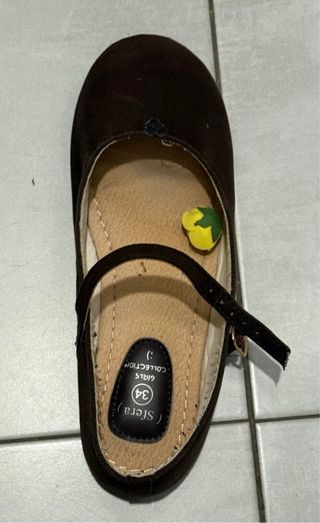 Vailarinas marrones con flor