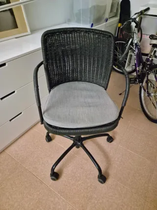 Silla Escritorio IKEA GREGOR Ratán Negro