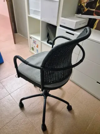 Silla Escritorio IKEA GREGOR Ratán Negro