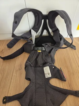 Mochila Portabebés BabyBjörn Move Malla 3D