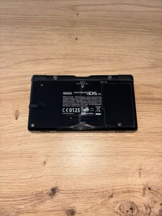 Nintendo DS Lite + Pokemon y Juegos