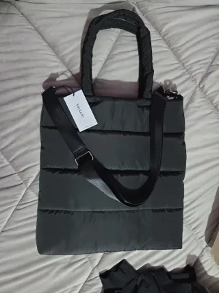 Bolso Lefties negro acolchado