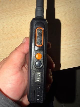 Walkie 4G LTE con entrada SIM para Zello