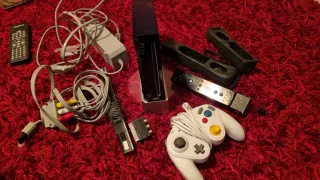 Console Wii Nera con Telecomando e Joystick