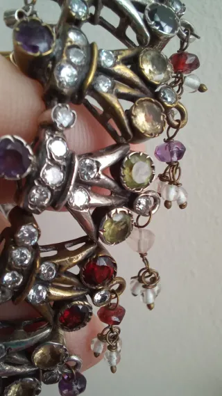 Cjto.gargantilla y pendientes  Gemas