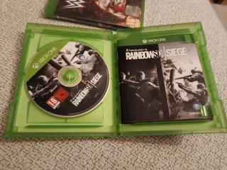 Xbox One: WWE 2K17 e Rainbow Six Siege