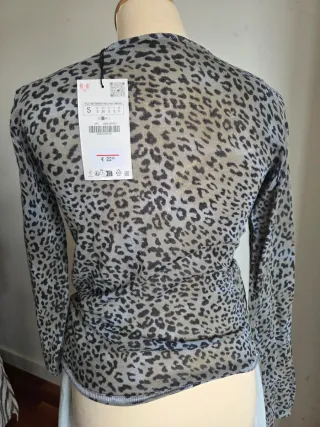 Camiseta Zara Estampado Leopardo Talla S