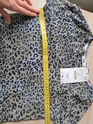 Camiseta Zara Estampado Leopardo Talla S