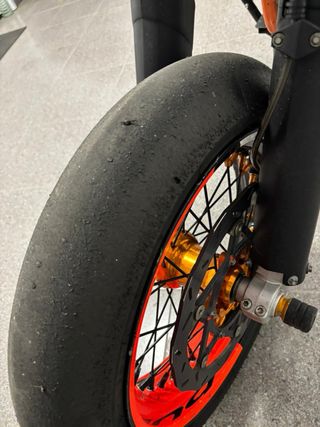 Moto Supermotard ktm 450 smr 2009