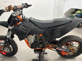 Moto Supermotard ktm 450 smr 2009