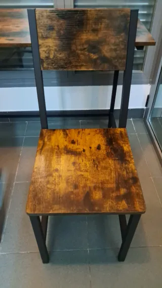 Mesa y 2 Sillas Madera y Metal