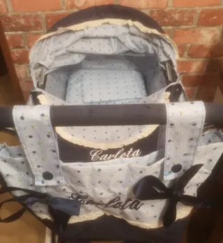 Carro de muñecas clásico