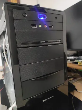 Intel pentiun 4 (3,06 GHz)Asus P4S800 Placa Base