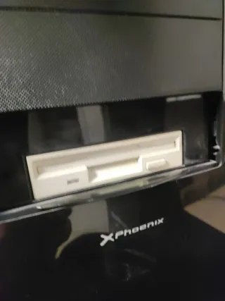 Intel pentiun 4 (3,06 GHz)Asus P4S800 Placa Base