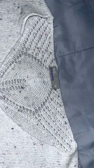 Jersey blanco con detalles