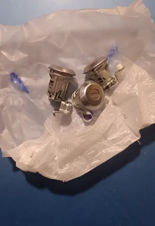 Juego de  Bombines Suzuki Alto 2009+