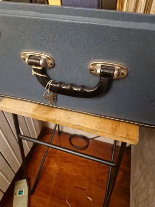 Maleta antigua máquina de coser