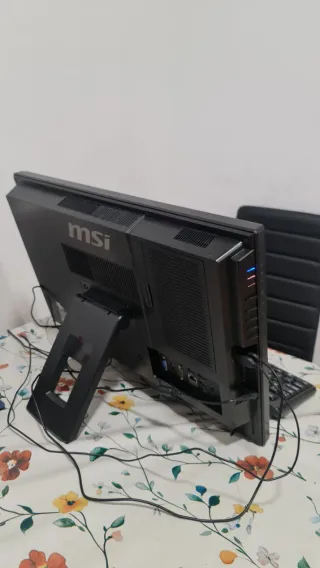 Ordenador MSI AP200 20 W10 Home