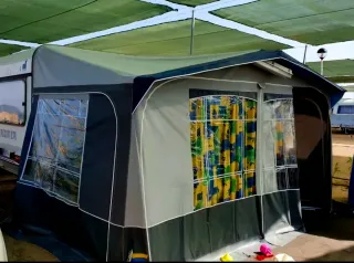 Vendo preciosa caravana Adria Optima 380 TD, liger