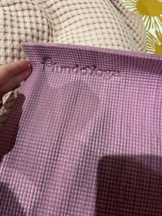 Esterilla de yoga morada