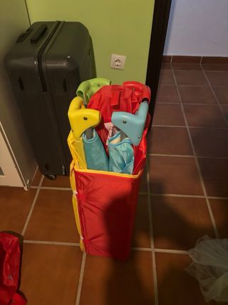 Cuna de Viaje Plegable con elevador.