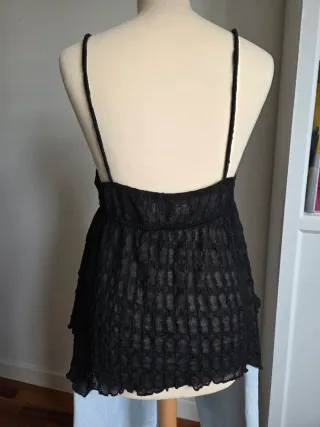 Top calado Pull&Bear negro