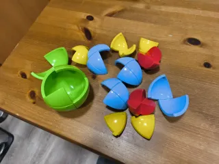 Bola puzzle desmontable verde