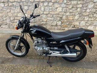 Honda CB 250 Two Fifty Naked