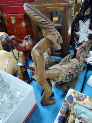 Talla de madera africana.madera maciza