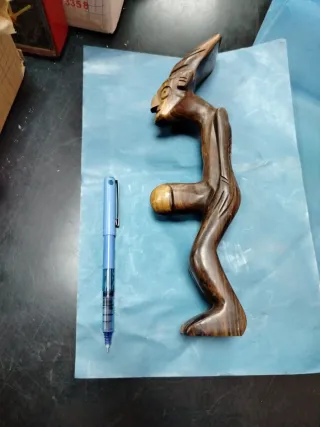 Talla de madera africana.madera maciza