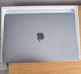 MacBook Pro 13’’ 2019 touch bar SSD