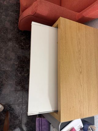 Escritorio madera con bandeja extraíble