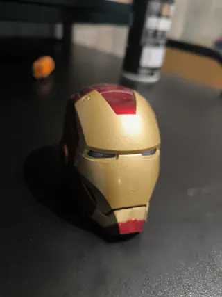 Casco Ironman Adorno metal