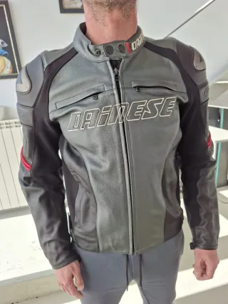 Chaqueta de moto Dainese de piel