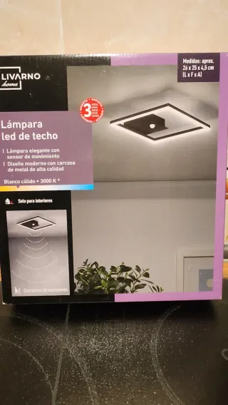 Lámpara de techo moderna cuadrada