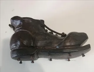 Bota antigua tallada a mano - Arte Pastoril S.XIX
