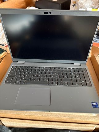Portátil Dell Latitude 3550 Nuevo