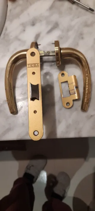 Juego manetas TESA doradas. Tengo 9 pares.