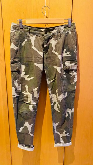 Pantalón cargo camuflaje Manila Grace