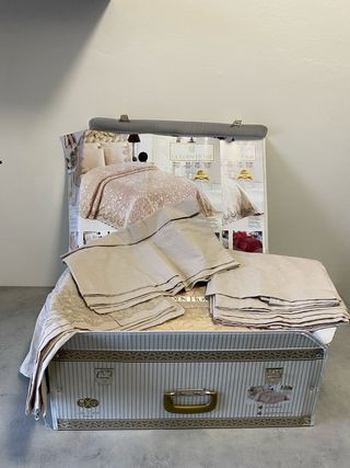 Set Lenzuola Golden Home 6 Pezzi Beige/Oro