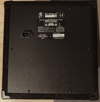 Amplificador Bajo Fender Rumble 15