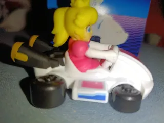 Boneca Princesa Peach Kart