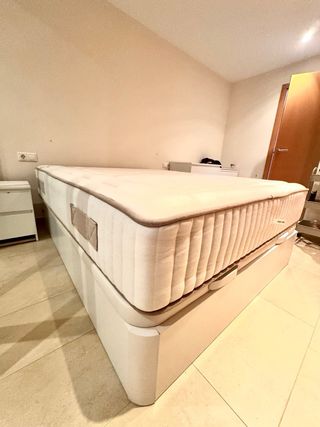 Colchón y canapé 150cm casi a estrenar