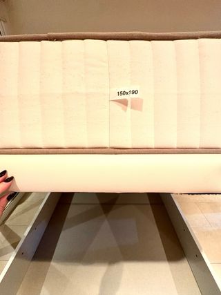 Colchón y canapé 150cm casi a estrenar