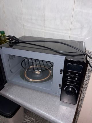 Microondas Evvo con Grill