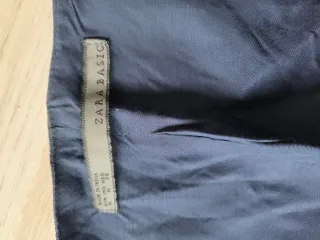 Chaleco Zara con abalorios plateados