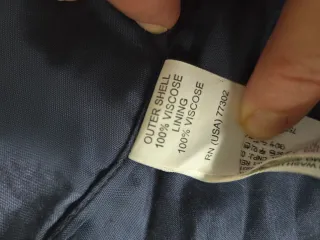 Chaleco Zara con abalorios plateados