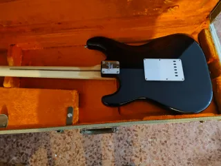 Fender Eric Clapton Stratocaster Negra